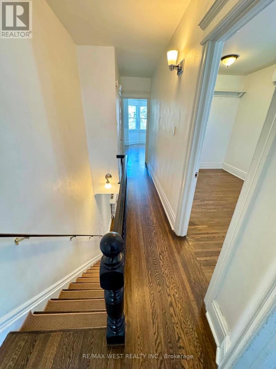 91 Olive Avenue, Toronto, Ontario  M6G 1V2 - Photo 13 - C13114116