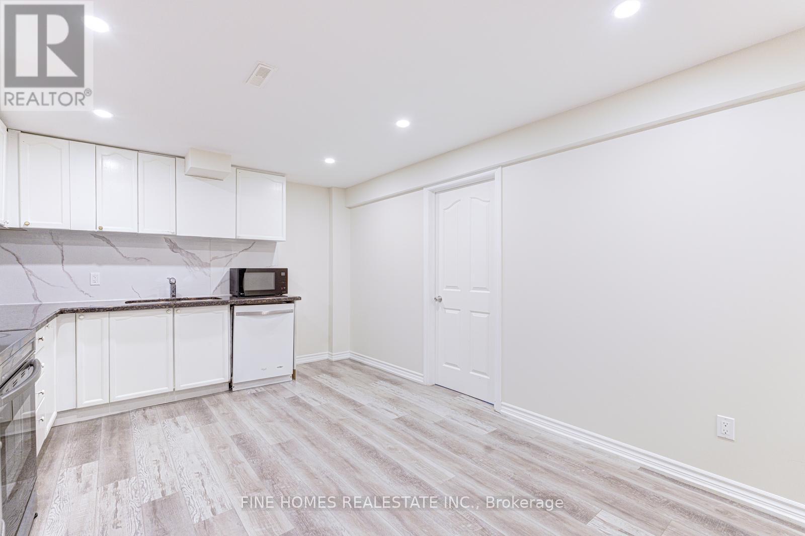 Lower - 26 Rockwood Crescent, Vaughan, Ontario  L4J 7T2 - Photo 3 - N13083548