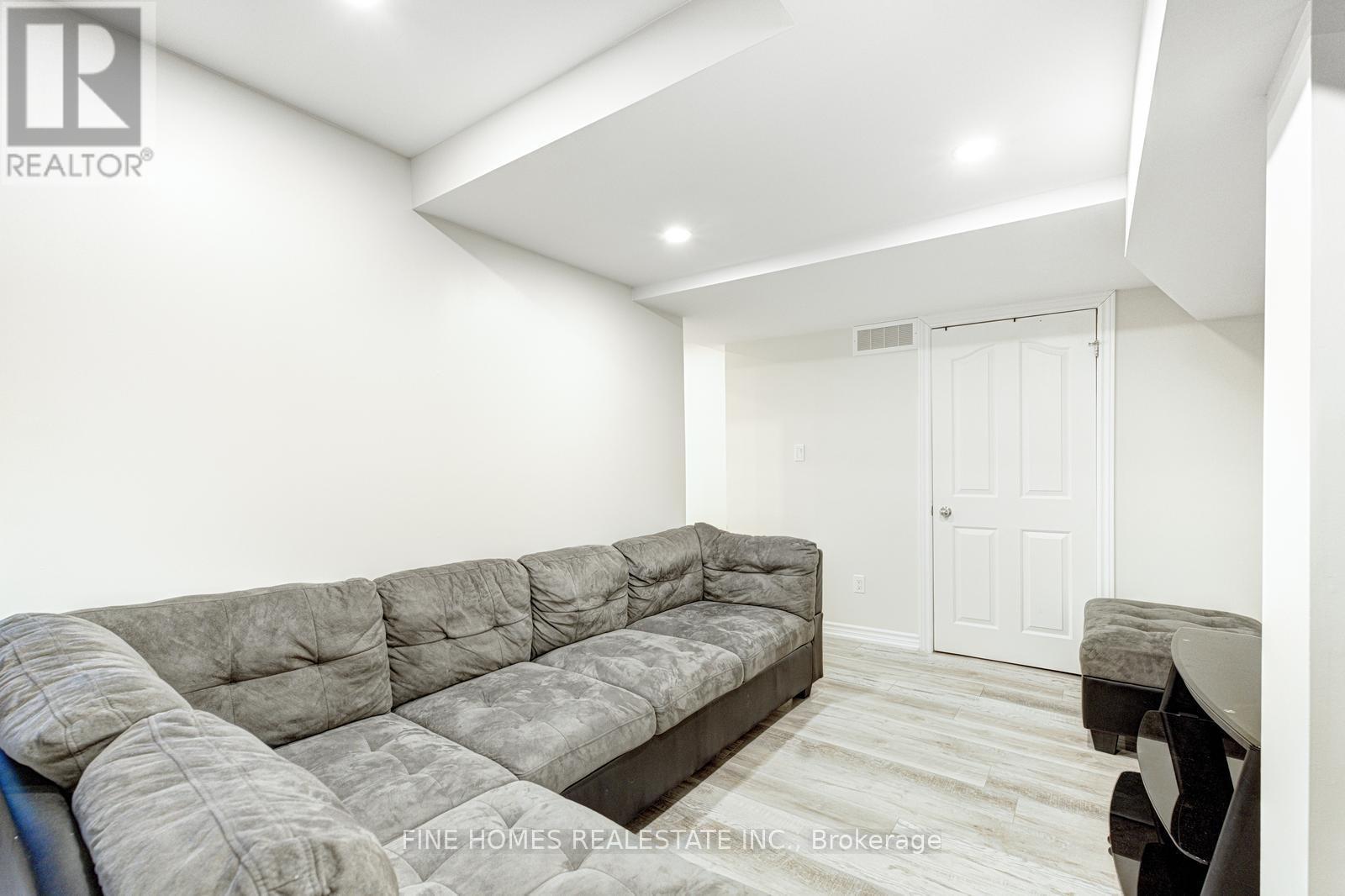 Lower - 26 Rockwood Crescent, Vaughan, Ontario  L4J 7T2 - Photo 5 - N13083548