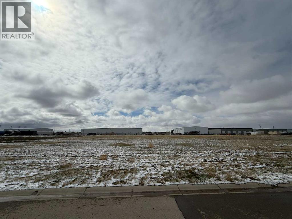 915 11 Avenue, Coaldale, Alberta
