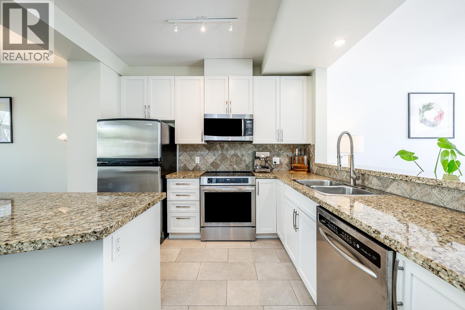 35 40632 Government Road, Squamish, British Columbia  V8B 0M7 - Photo 12 - R3109072