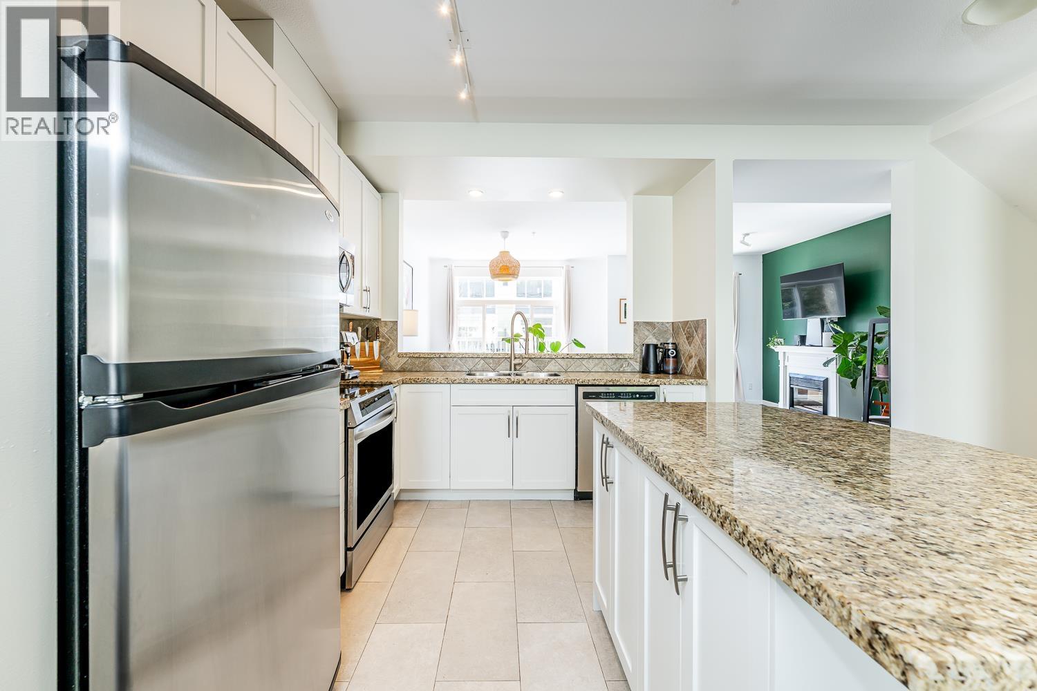 35 40632 Government Road, Squamish, British Columbia  V8B 0M7 - Photo 14 - R3109072