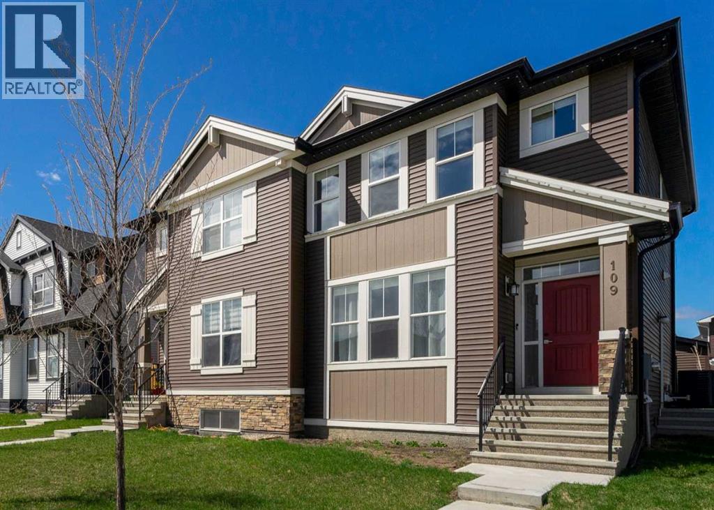 109 Dawson Drive, Chestermere, Alberta  T1X 1Z8 - Photo 1 - A2311173