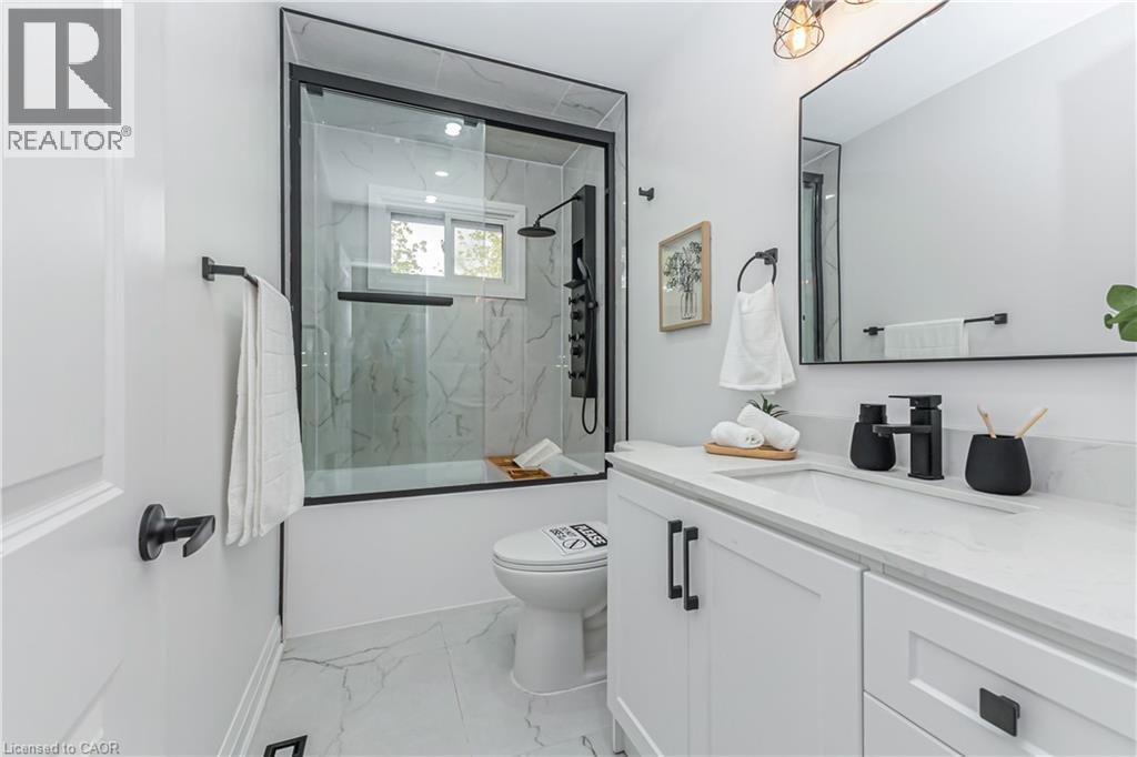 487 East 37th Street, Hamilton, Ontario  L8V 4C1 - Photo 21 - 40830463