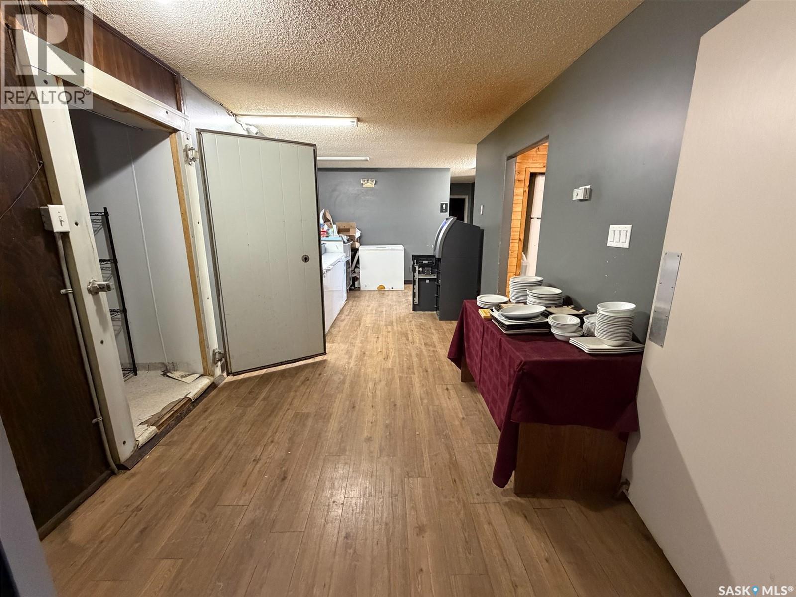 106 1st Street E, Kincaid, Saskatchewan  S0H 2J0 - Photo 12 - SK036055
