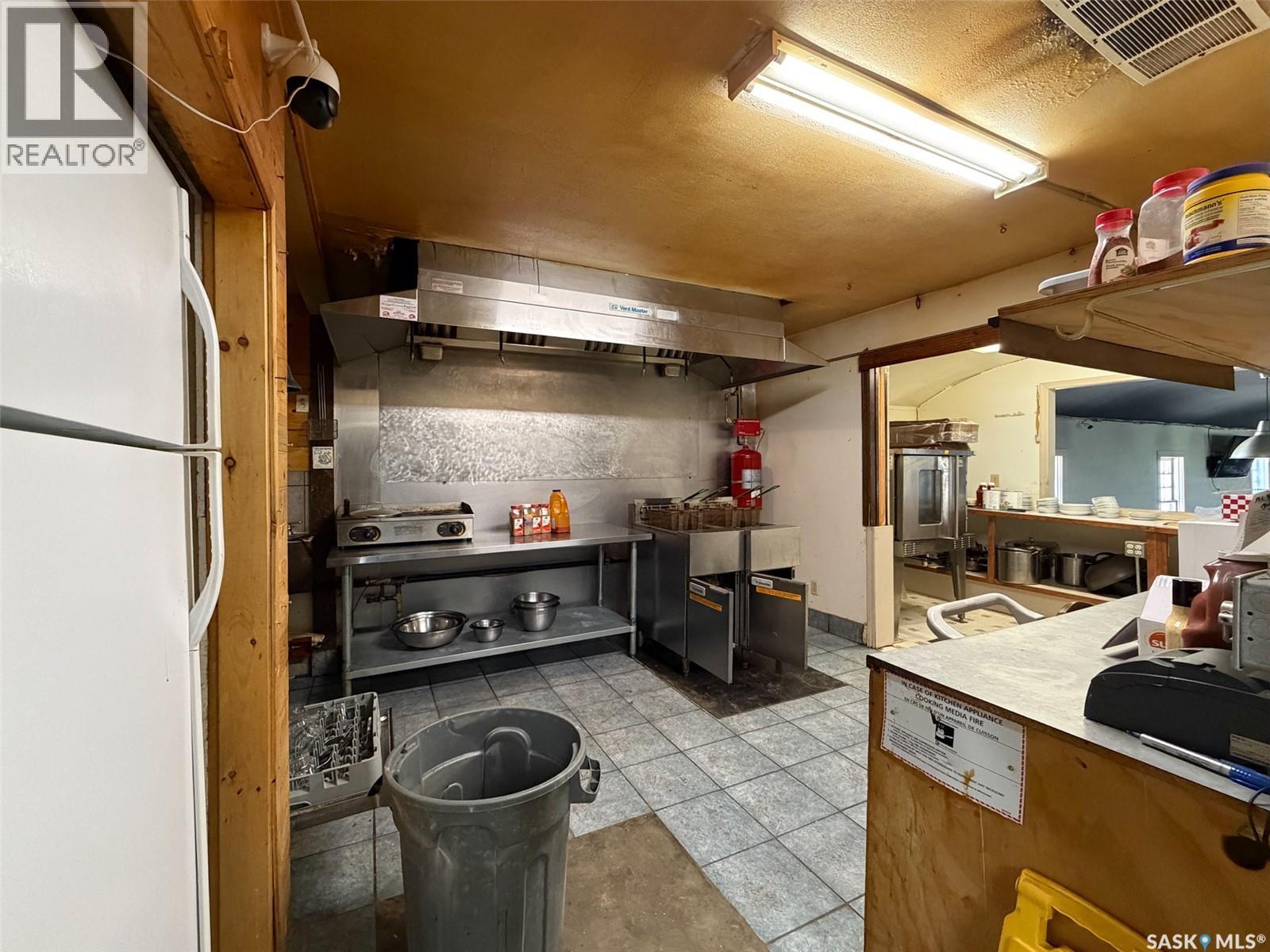 106 1st Street E, Kincaid, Saskatchewan  S0H 2J0 - Photo 14 - SK036055