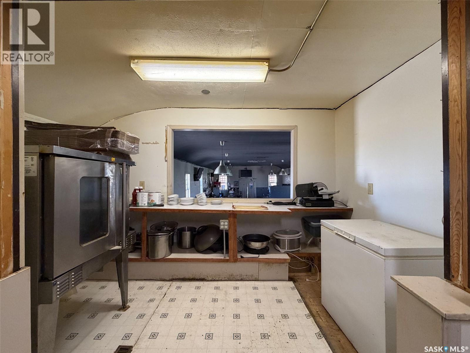 106 1st Street E, Kincaid, Saskatchewan  S0H 2J0 - Photo 17 - SK036055