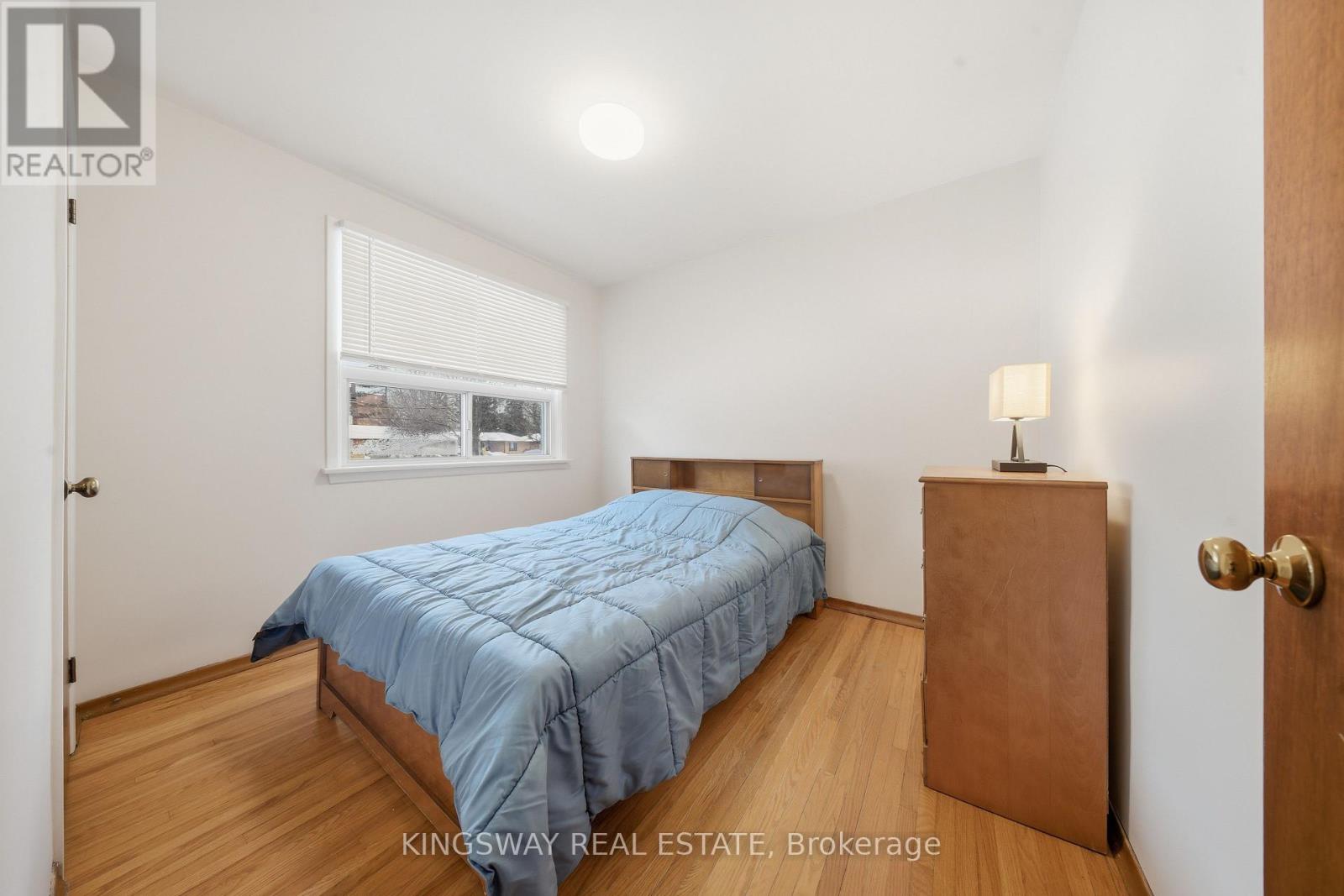 163 Floradale Drive, Mississauga, Ontario  L5B 1G2 - Photo 13 - W13075444