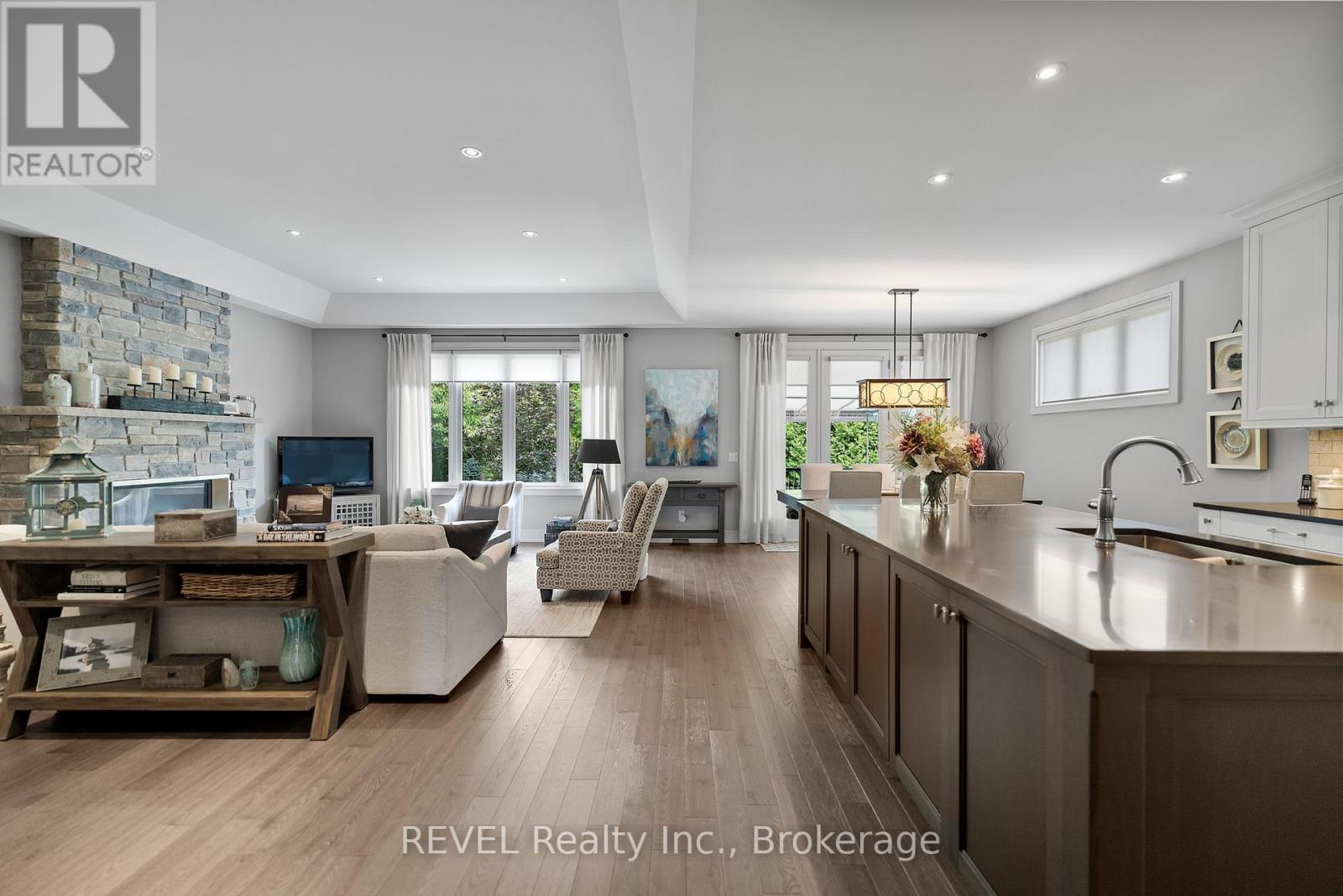 2 Tulip Tree Road, Niagara-On-The-Lake, Ontario  L0S 1J0 - Photo 7 - X12703156