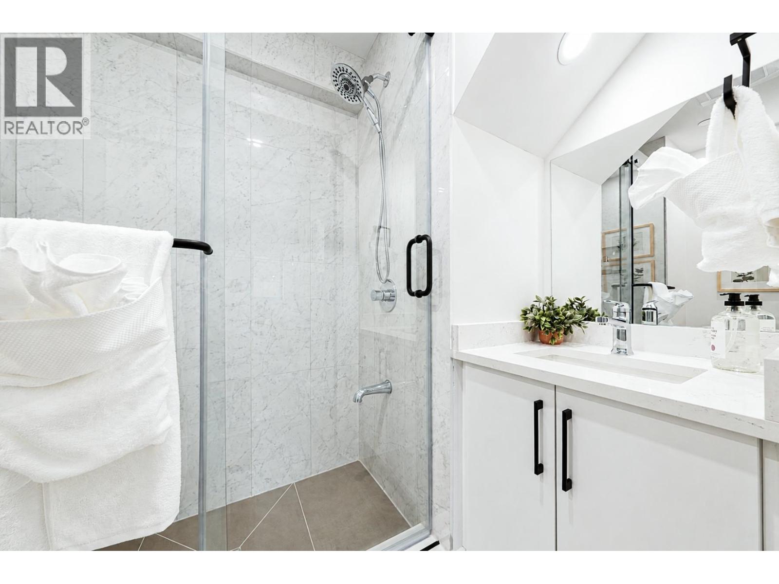 1926 William Street, Vancouver, British Columbia  V5L 2R8 - Photo 17 - R3123739