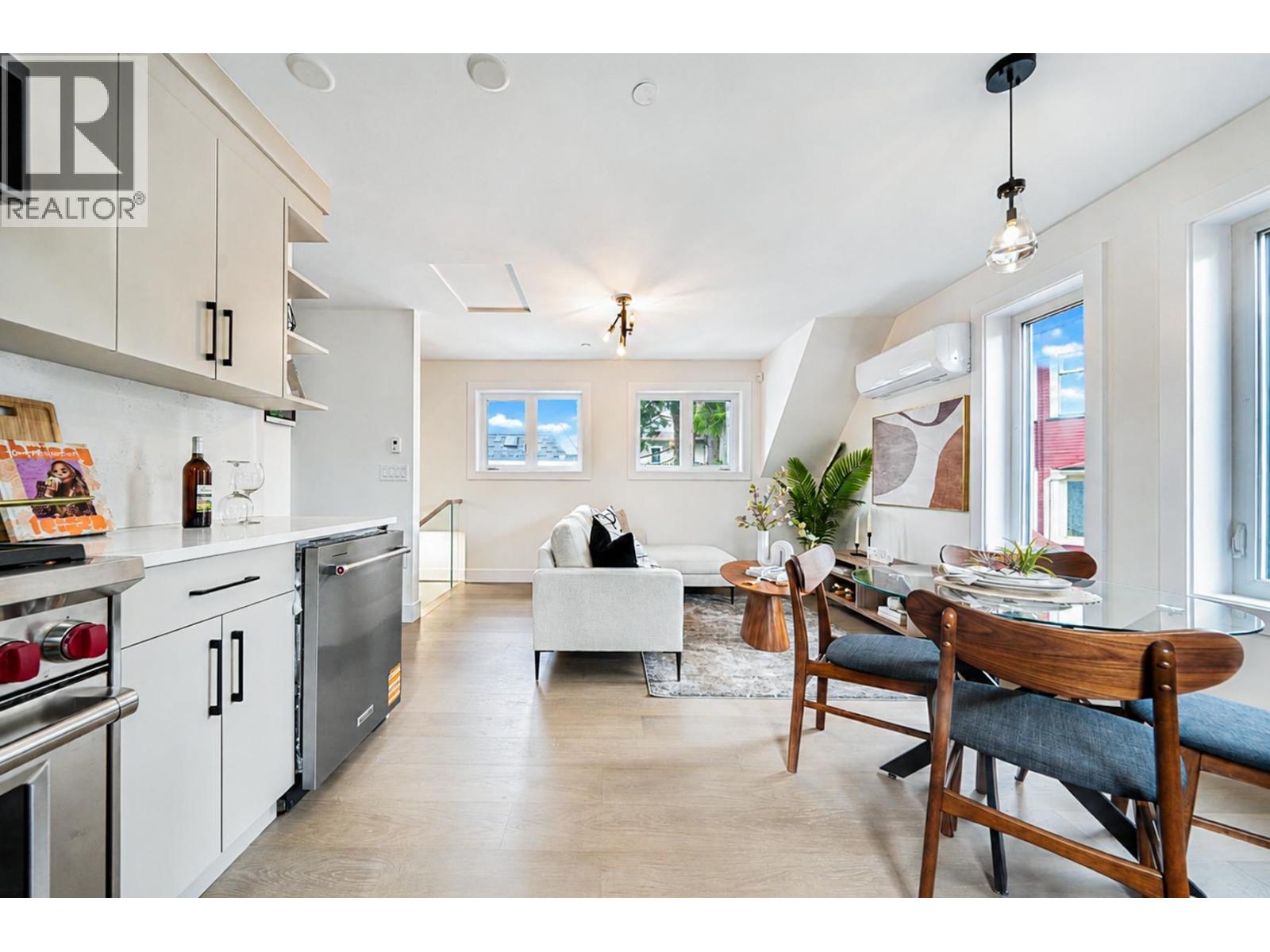 1926 William Street, Vancouver, British Columbia  V5L 2R8 - Photo 3 - R3123739