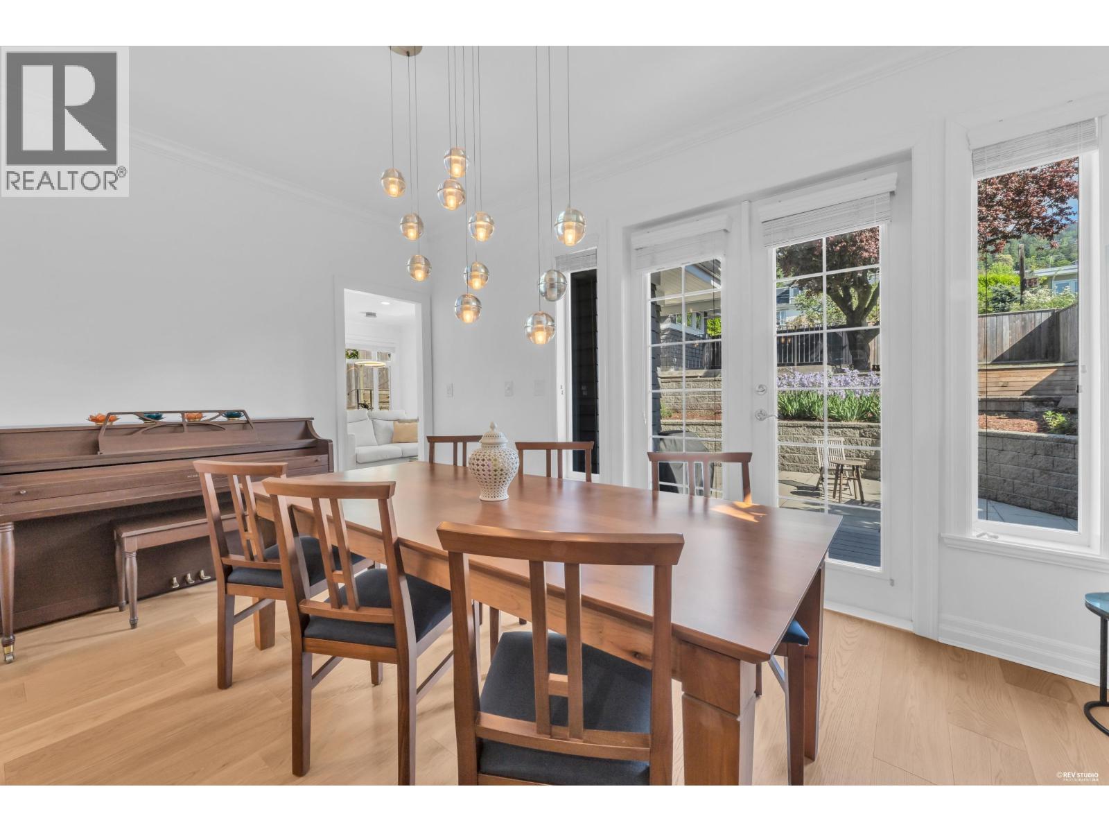 2459 Mathers Avenue, West Vancouver, British Columbia  V7V 2H9 - Photo 10 - R3124087