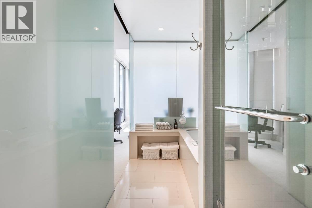 270x 1077 W Cordova Street, Vancouver, British Columbia  V6C 0B9 - Photo 11 - R3124088