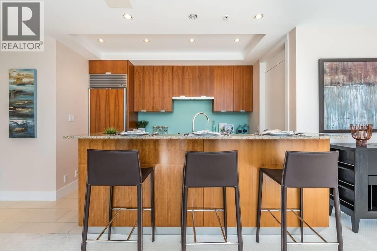 270x 1077 W Cordova Street, Vancouver, British Columbia  V6C 0B9 - Photo 2 - R3124088