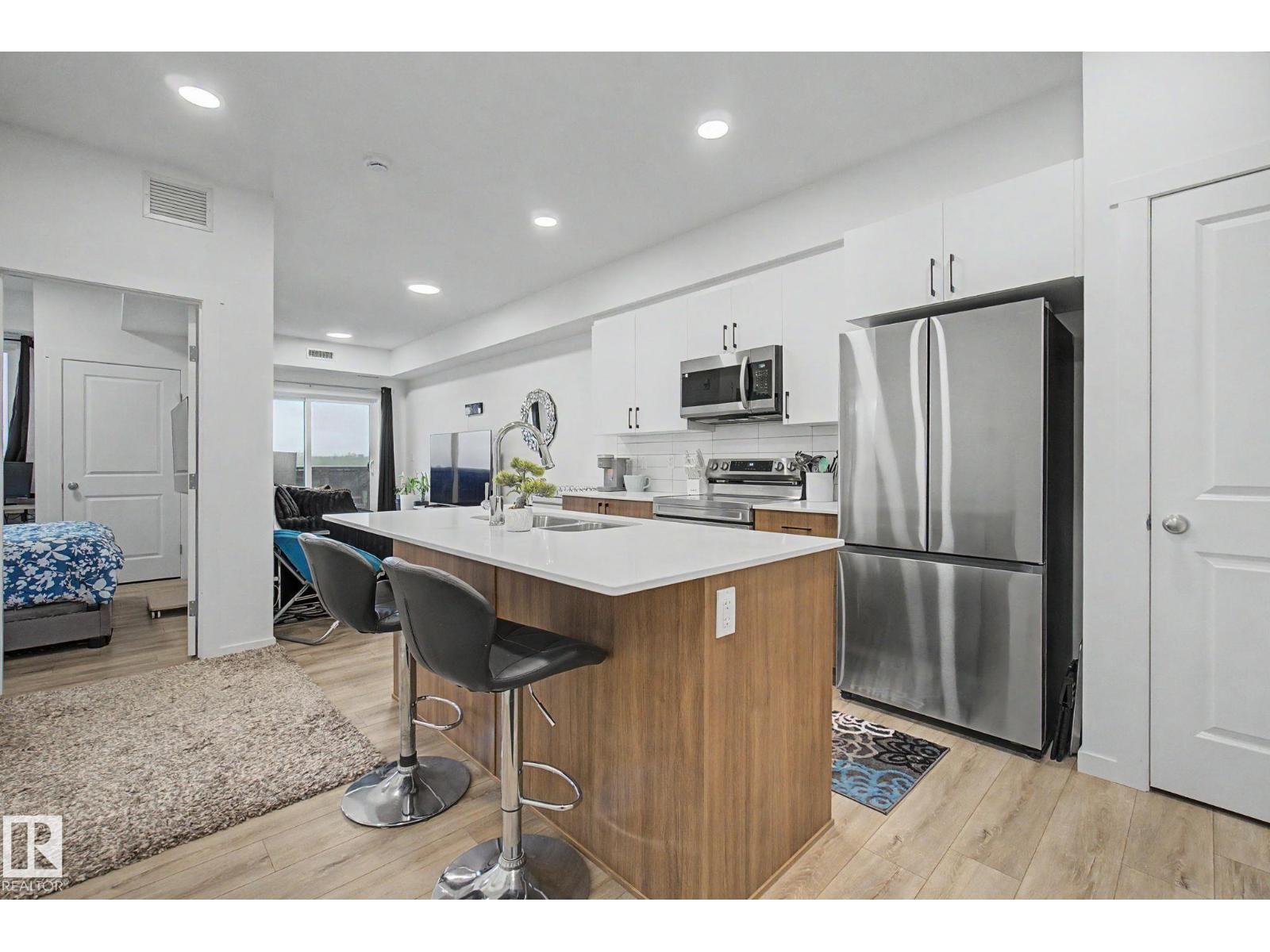 #305 9215 228 St Nw, Edmonton, Alberta  T5T 4T1 - Photo 7 - E4487897