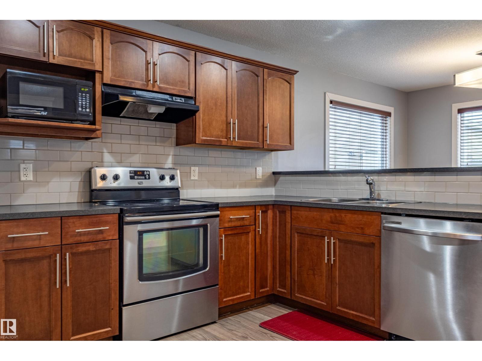 17715 6 Av Sw, Edmonton, Alberta  T6W 2G6 - Photo 12 - E4487898