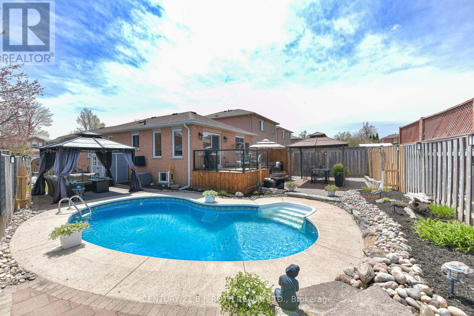 4 Lister Drive, Barrie, Ontario  L4N 0L5 - Photo 5 - S13131250