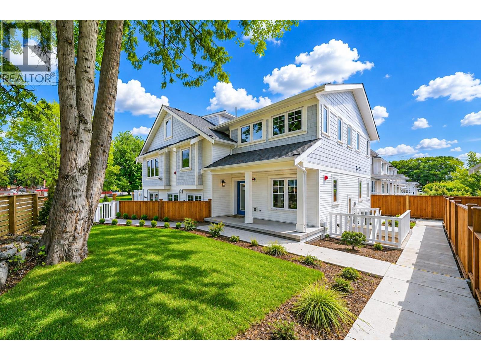 970 PARK DRIVE, Vancouver, British Columbia