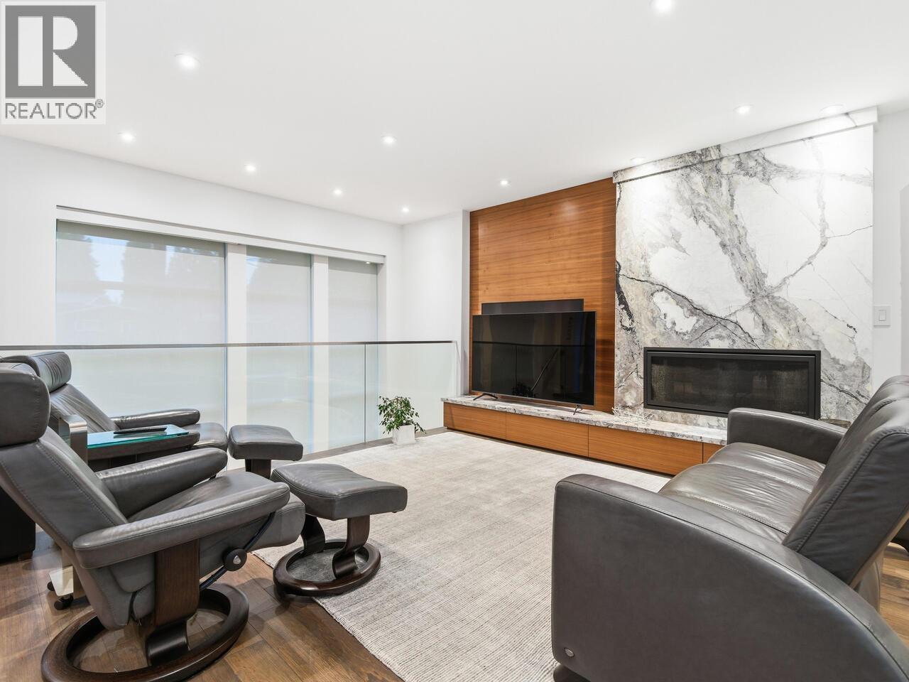 1381 Chine Crescent, Coquitlam, British Columbia  V3J 5X3 - Photo 4 - R3124043