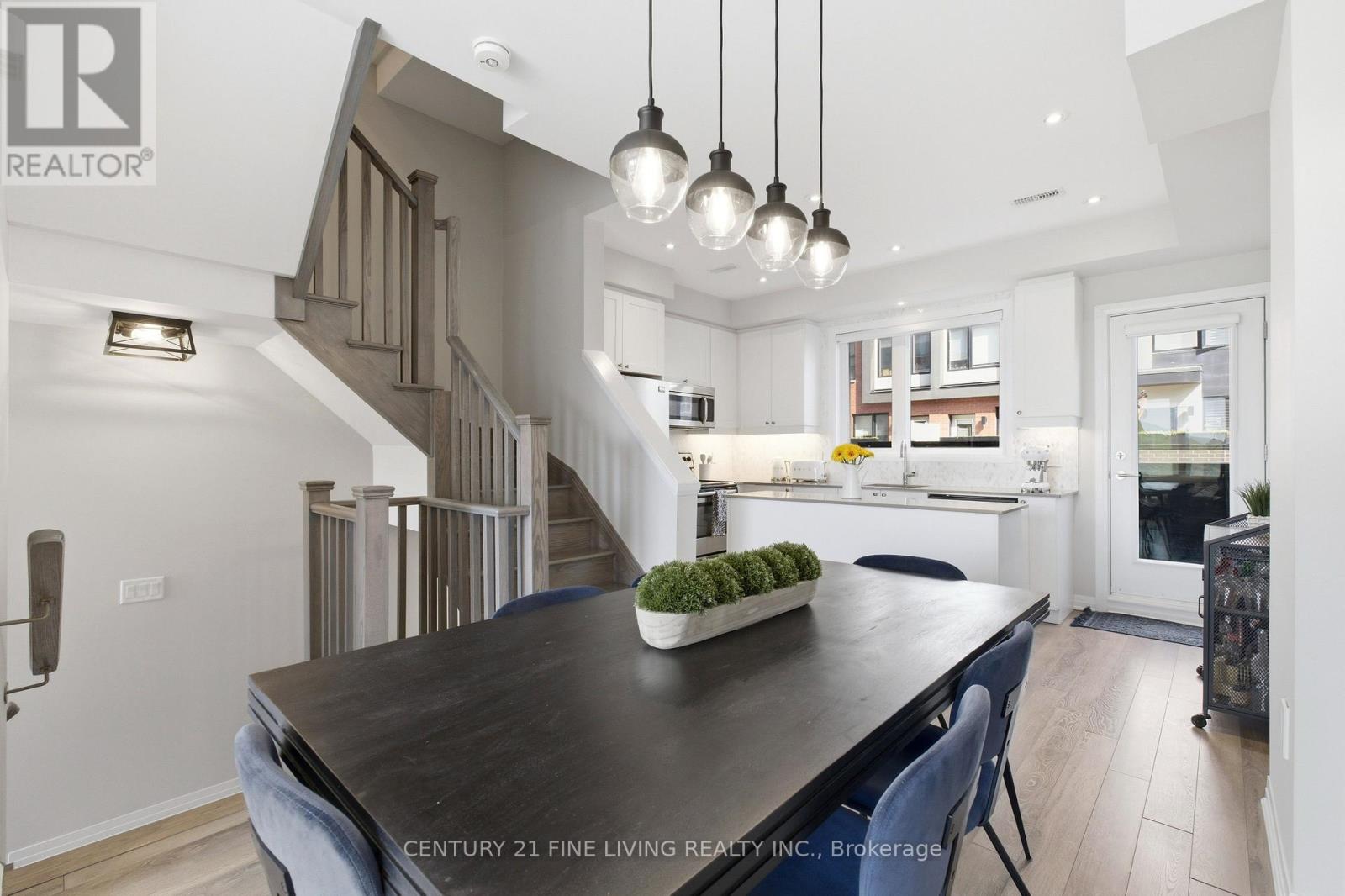 279 Downsview Park Boulevard, Toronto, Ontario  M3K 0B6 - Photo 11 - W13131686