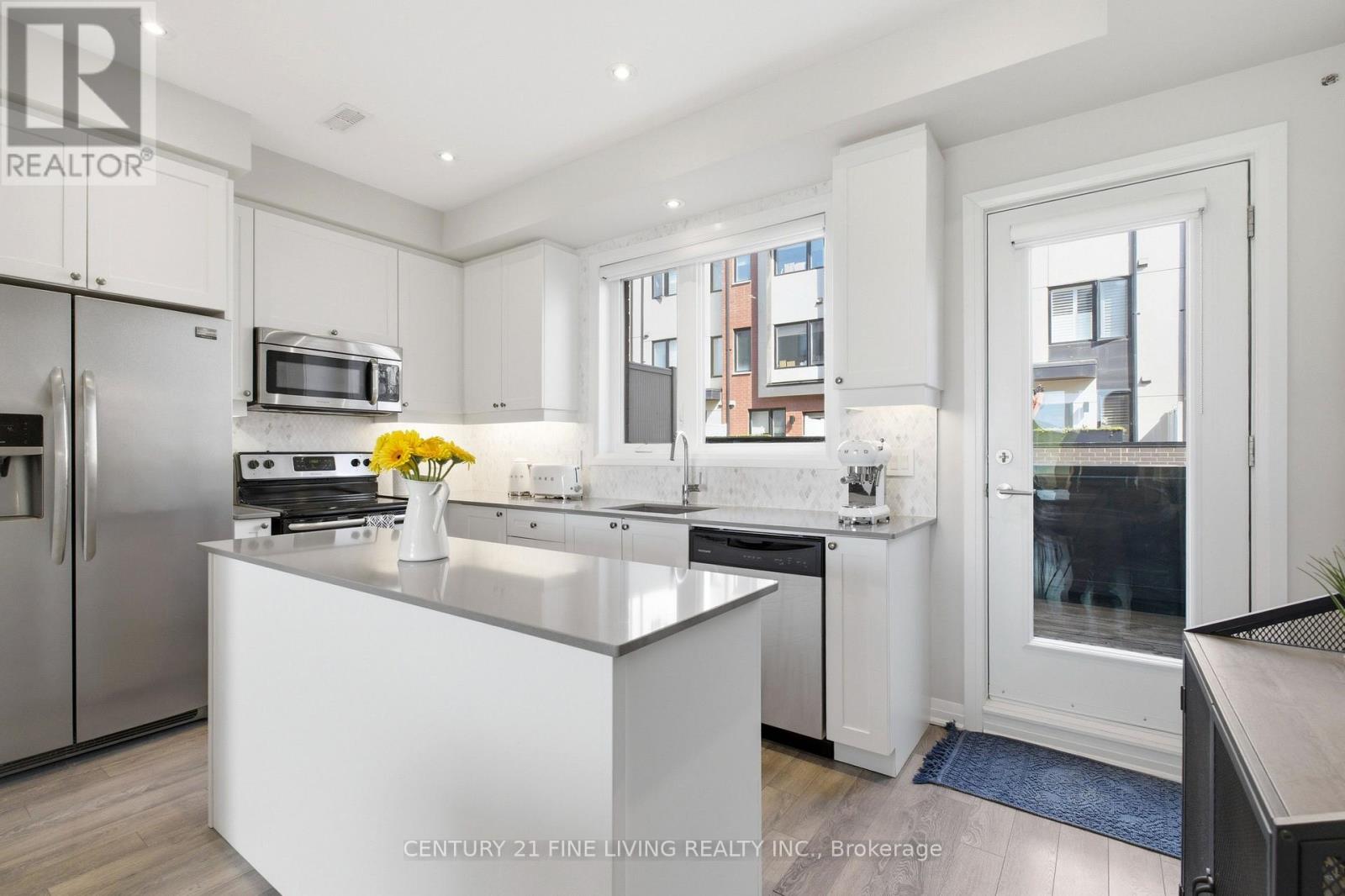 279 Downsview Park Boulevard, Toronto, Ontario  M3K 0B6 - Photo 13 - W13131686