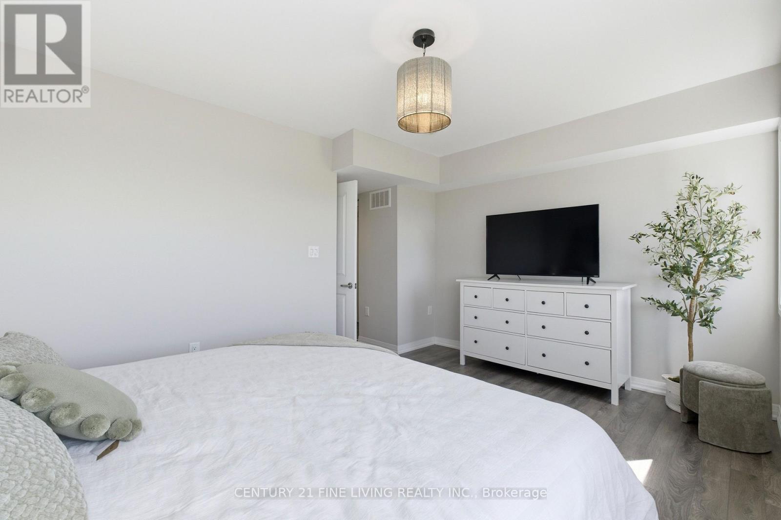 279 Downsview Park Boulevard, Toronto, Ontario  M3K 0B6 - Photo 29 - W13131686
