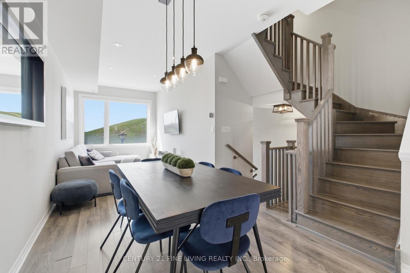 279 Downsview Park Boulevard, Toronto, Ontario  M3K 0B6 - Photo 5 - W13131686