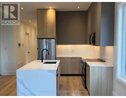 UNIT 3 - 28 NORCROSS ROAD, Toronto, Ontario