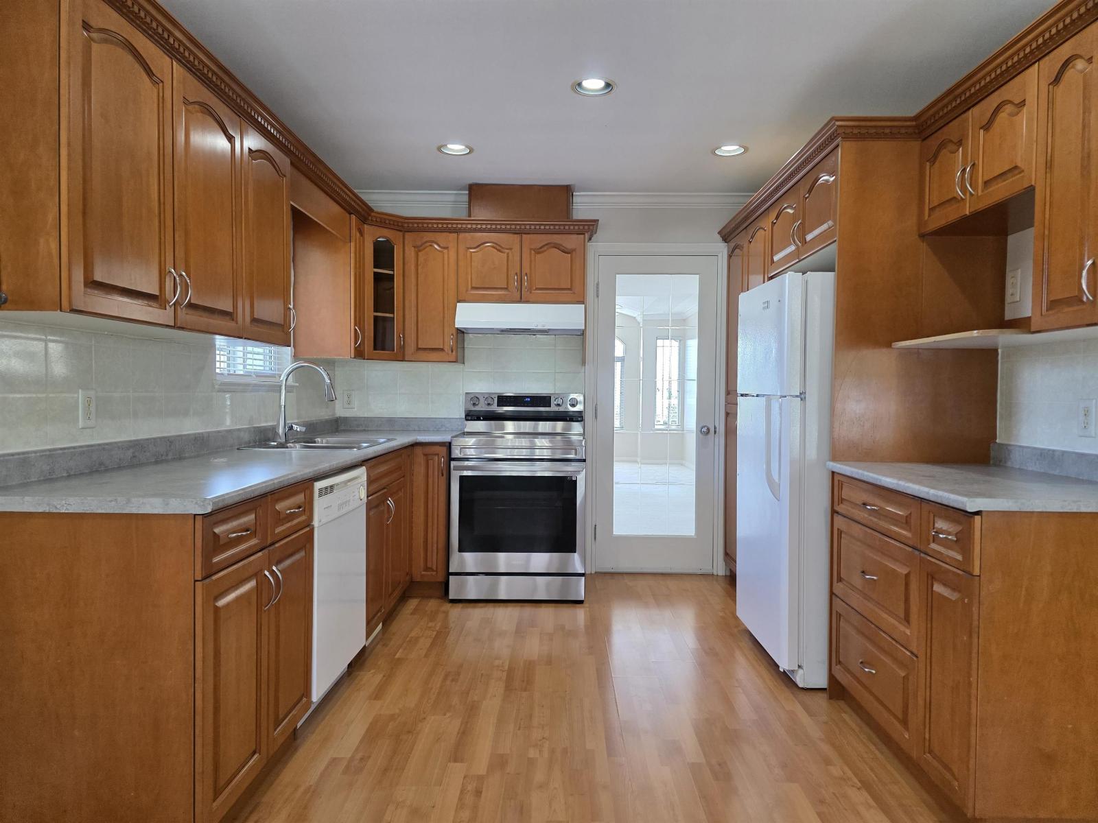 33601 12 Avenue, Mission, British Columbia  V2V 7B4 - Photo 8 - R3122510