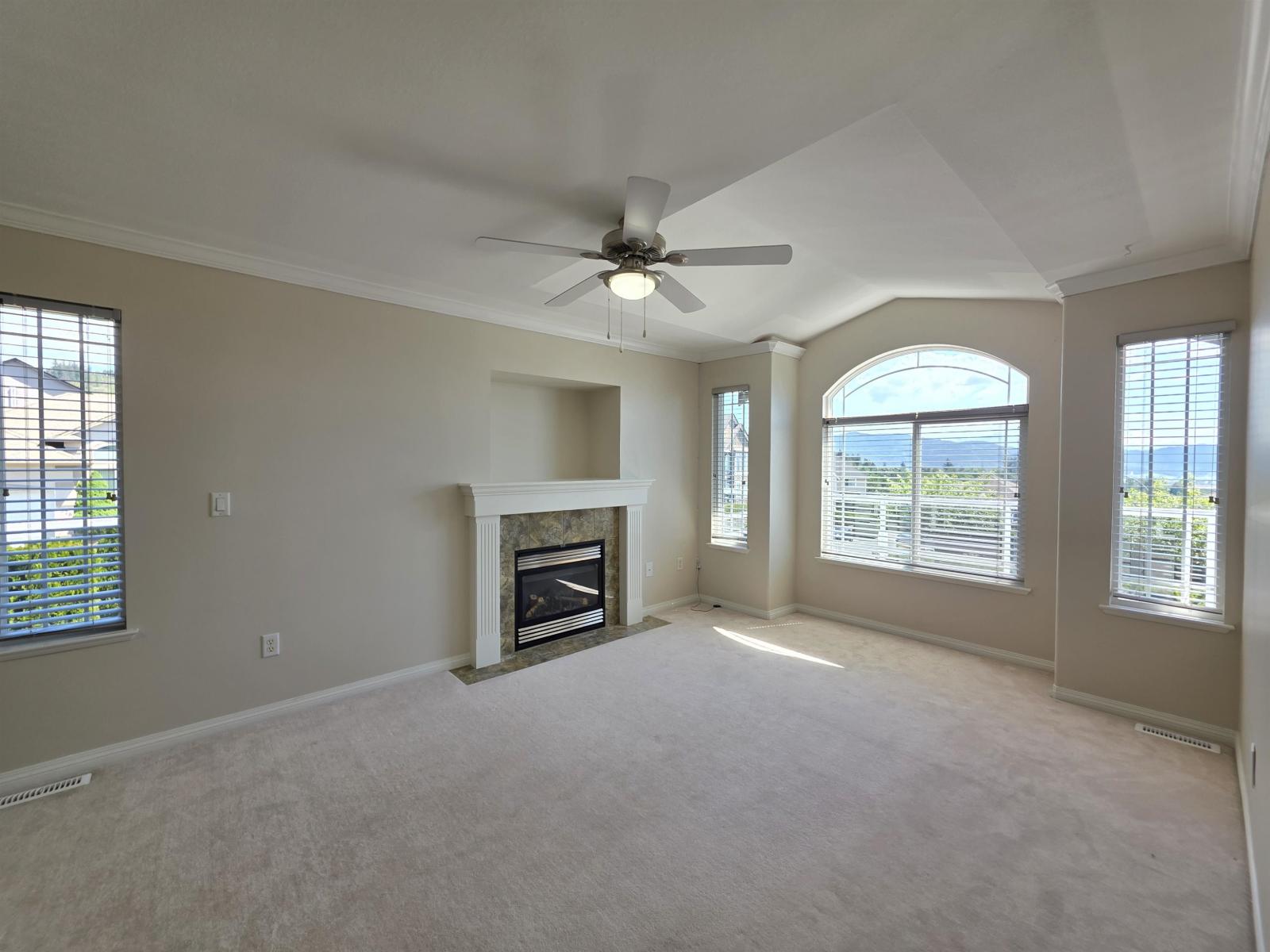 33601 12 Avenue, Mission, British Columbia  V2V 7B4 - Photo 7 - R3122510