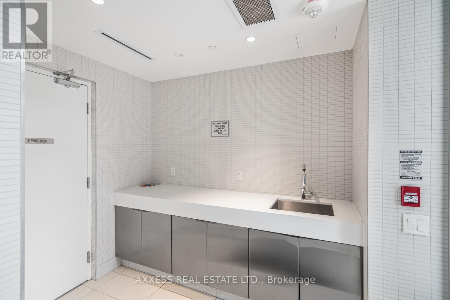 619 - 10 Gibbs Road, Toronto, Ontario  M9B 0E2 - Photo 29 - W12994186