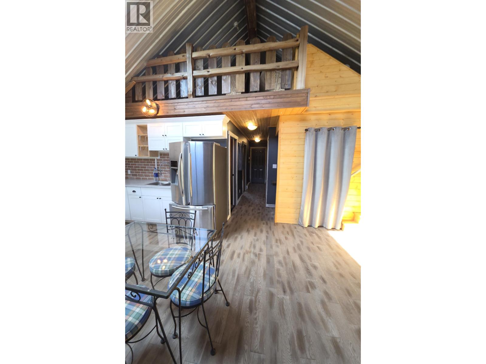 7058 93 Mile Loop Road, 100 Mile House, British Columbia  V0K 2E2 - Photo 17 - R3123106