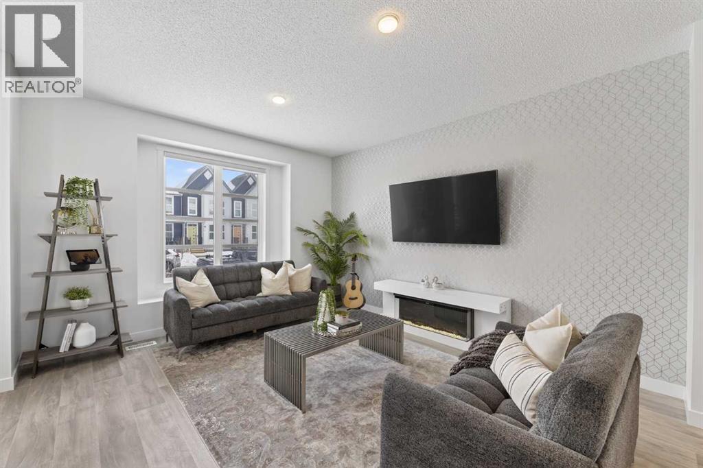 29 Carringvue Way NW, Calgary, Alberta  T3P 1K9 - Photo 8 - A2298221