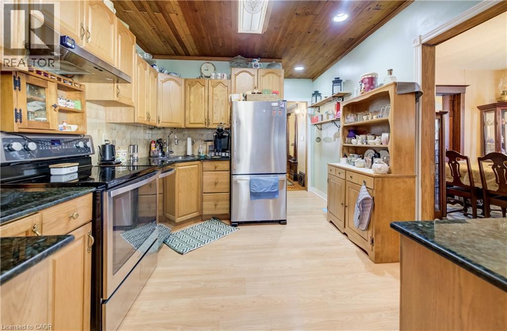12 Leinster Avenue S, Hamilton, Ontario  L8M 3A1 - Photo 11 - 40803642
