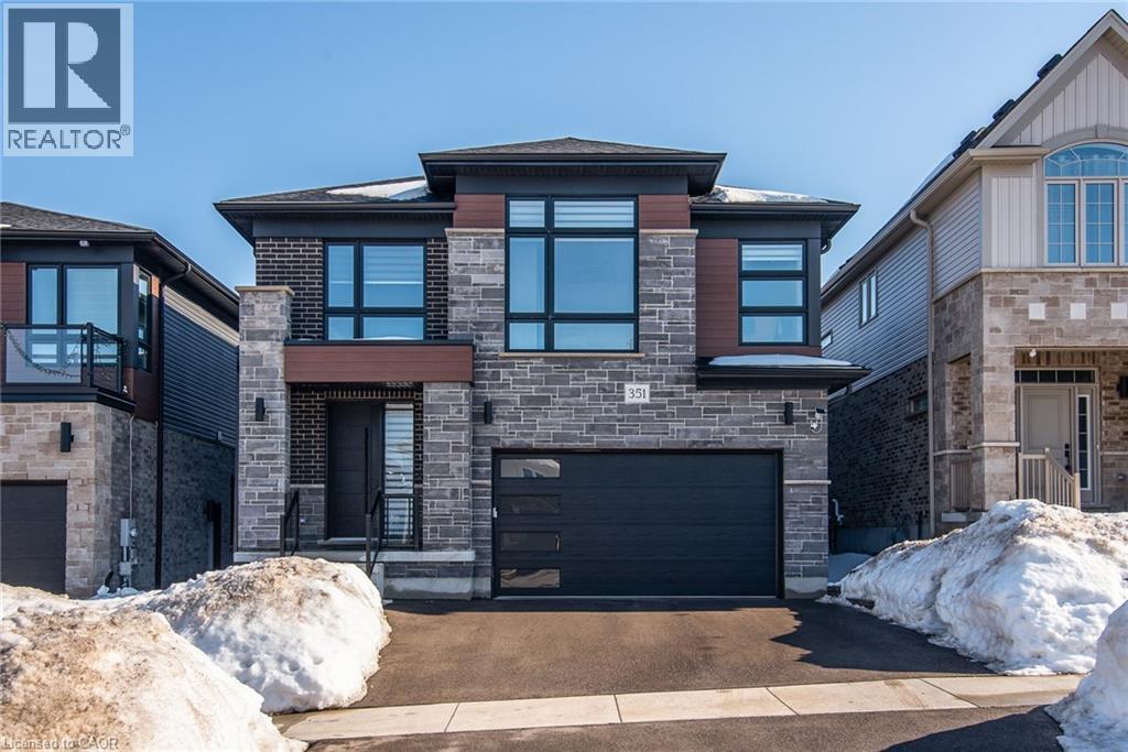 351 CHOKECHERRY Crescent, Waterloo, Ontario