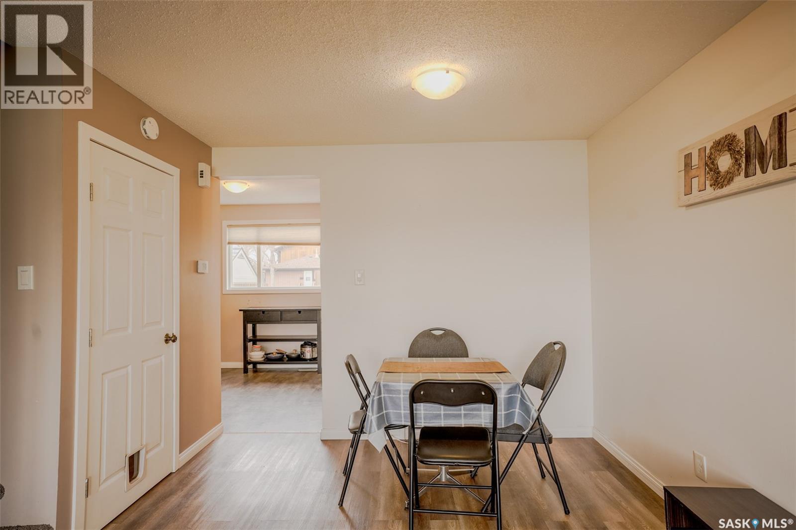 91 Mackenzie Way, Regina, Saskatchewan  S4N 5M8 - Photo 11 - SK034737