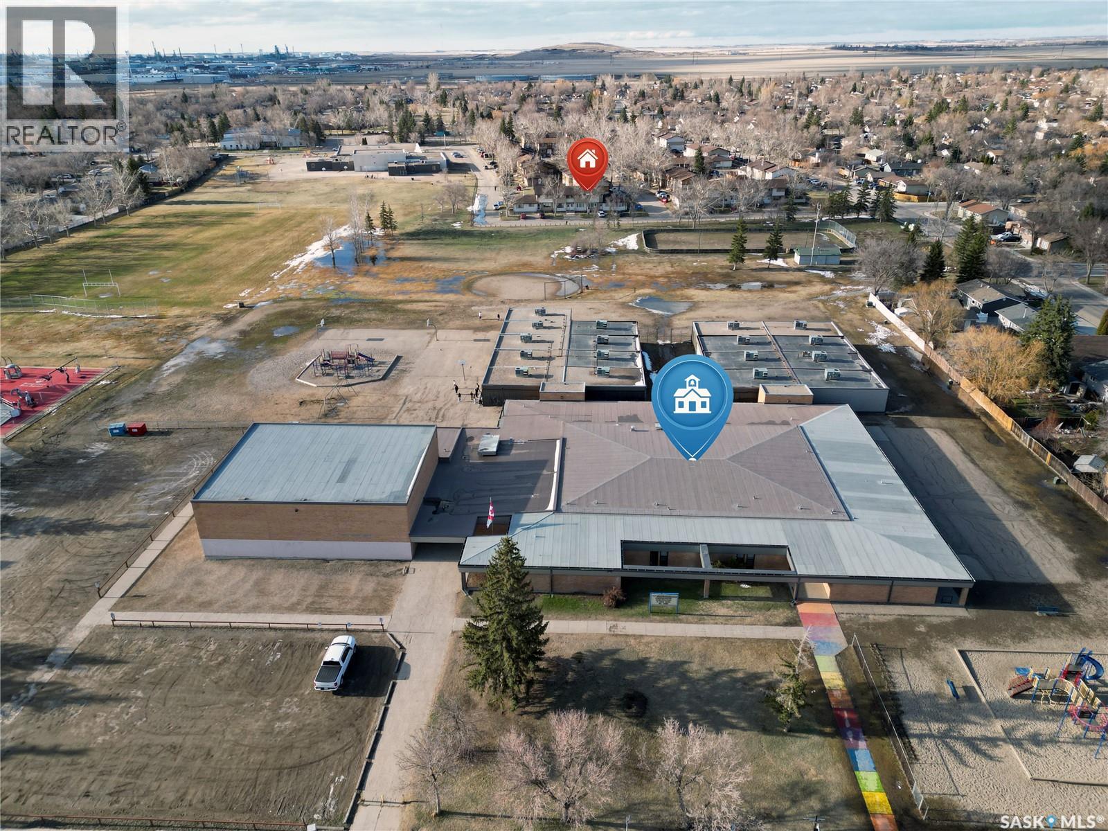 91 Mackenzie Way, Regina, Saskatchewan  S4N 5M8 - Photo 8 - SK034737