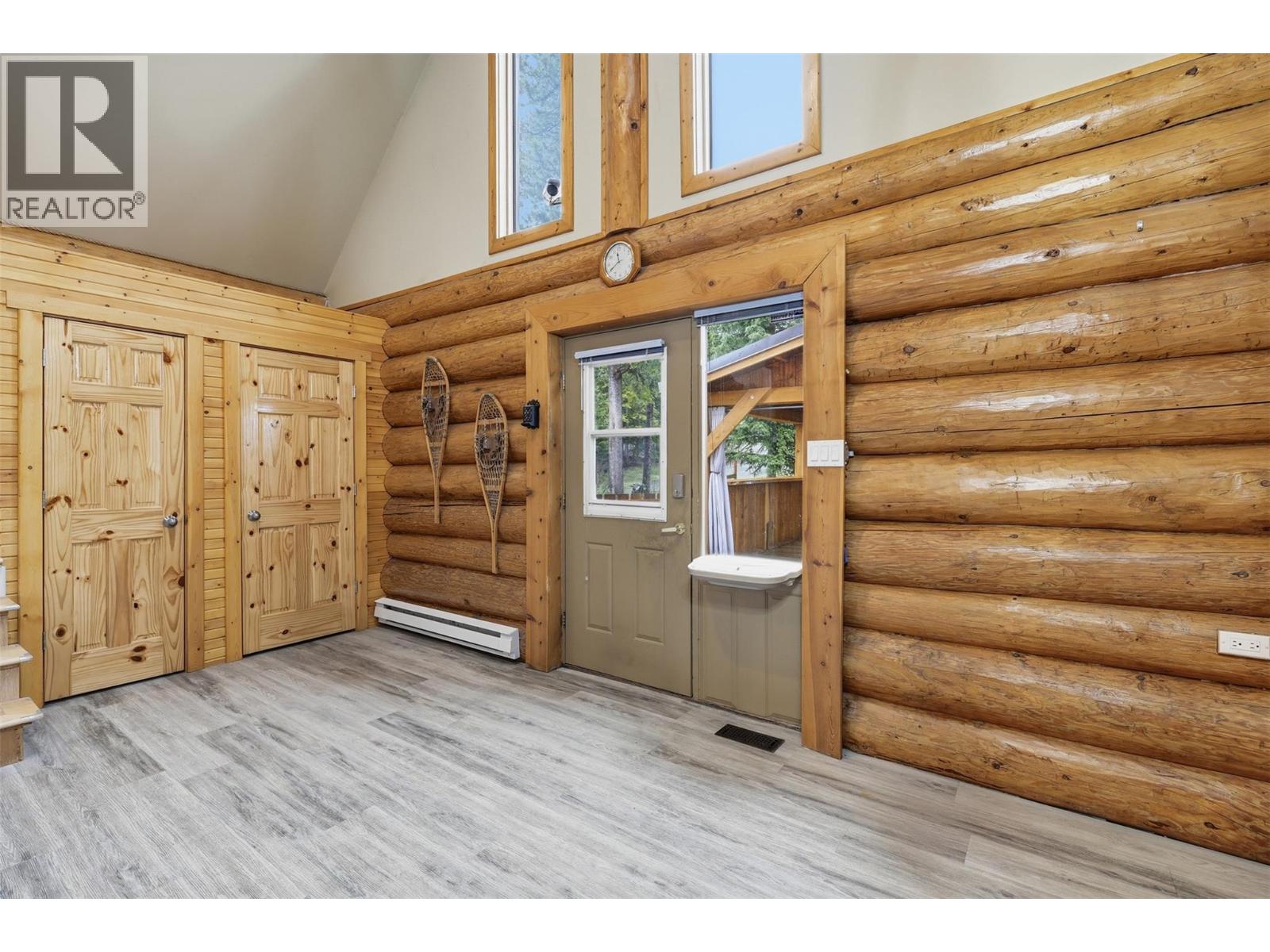 4761 Atwater Road, Logan Lake, British Columbia  V0K 1W0 - Photo 11 - 10387607