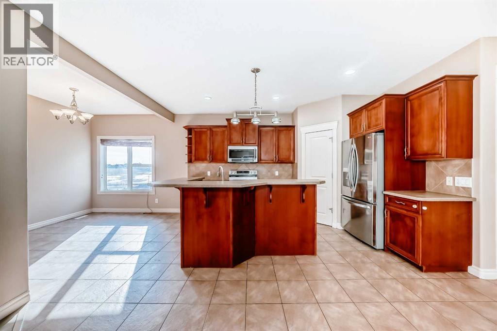 36 Saddleland Court Ne, Calgary, Alberta  T3J 5J5 - Photo 5 - A2302306