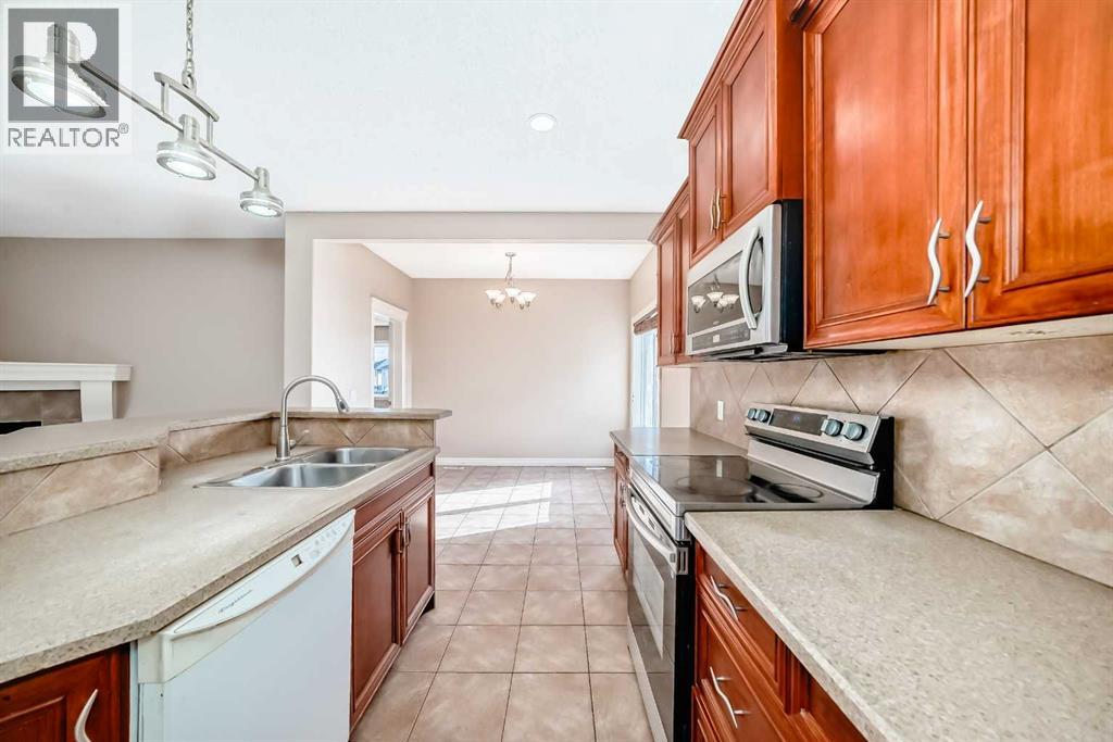 36 Saddleland Court Ne, Calgary, Alberta  T3J 5J5 - Photo 8 - A2302306