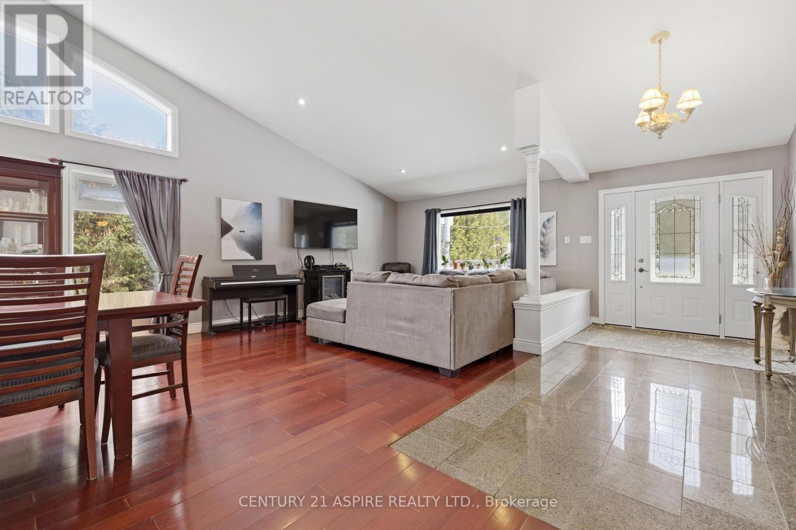 84 Pinewood Place, Deep River, Ontario  K0J 1P0 - Photo 5 - X13131736