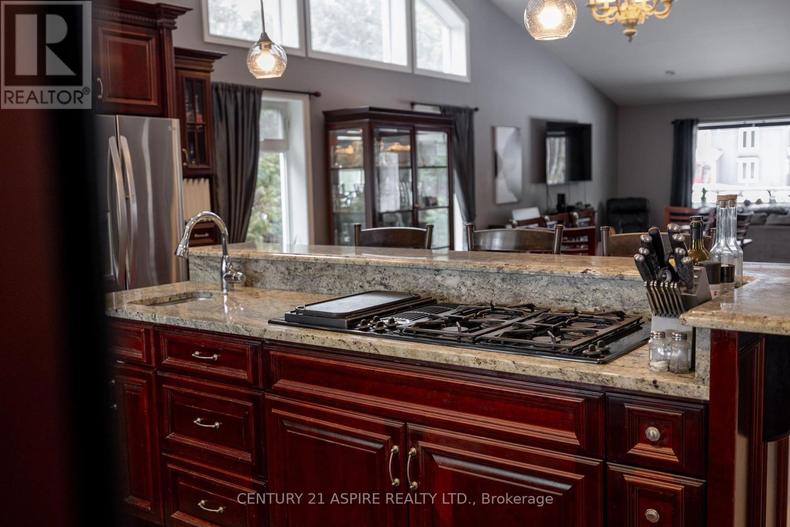 84 Pinewood Place, Deep River, Ontario  K0J 1P0 - Photo 9 - X13131736