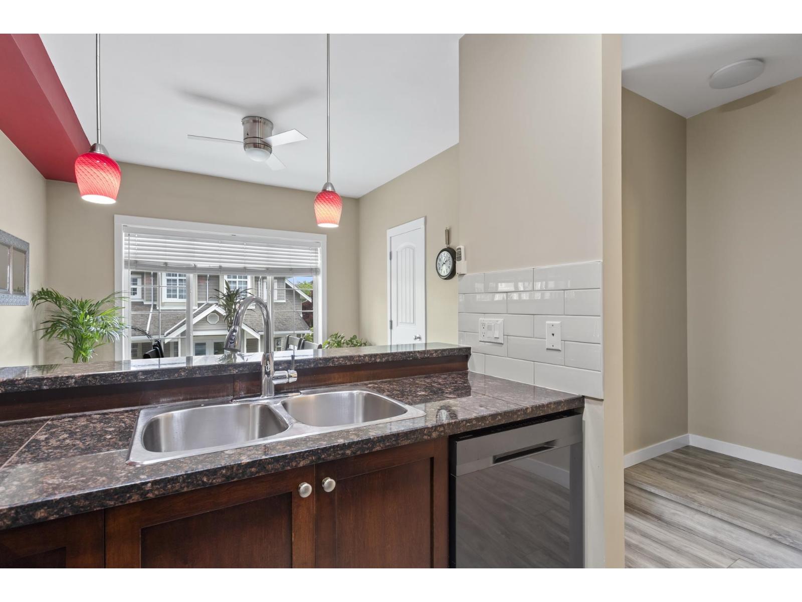 73 6852 193 Street, Surrey, British Columbia  V4N 0C8 - Photo 16 - R3124010