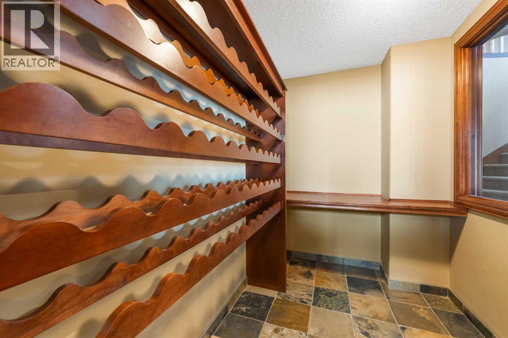 8 Coulee Park SW, Calgary, Alberta  T3H 5J5 - Photo 29 - A2299481