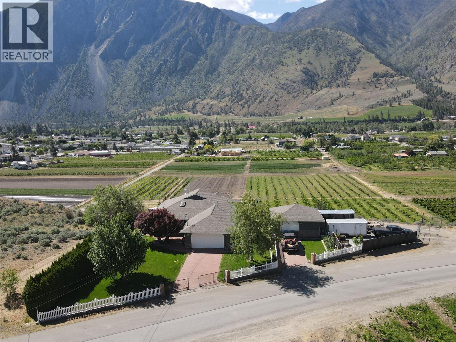 101 2nd Avenue, Keremeos, British Columbia