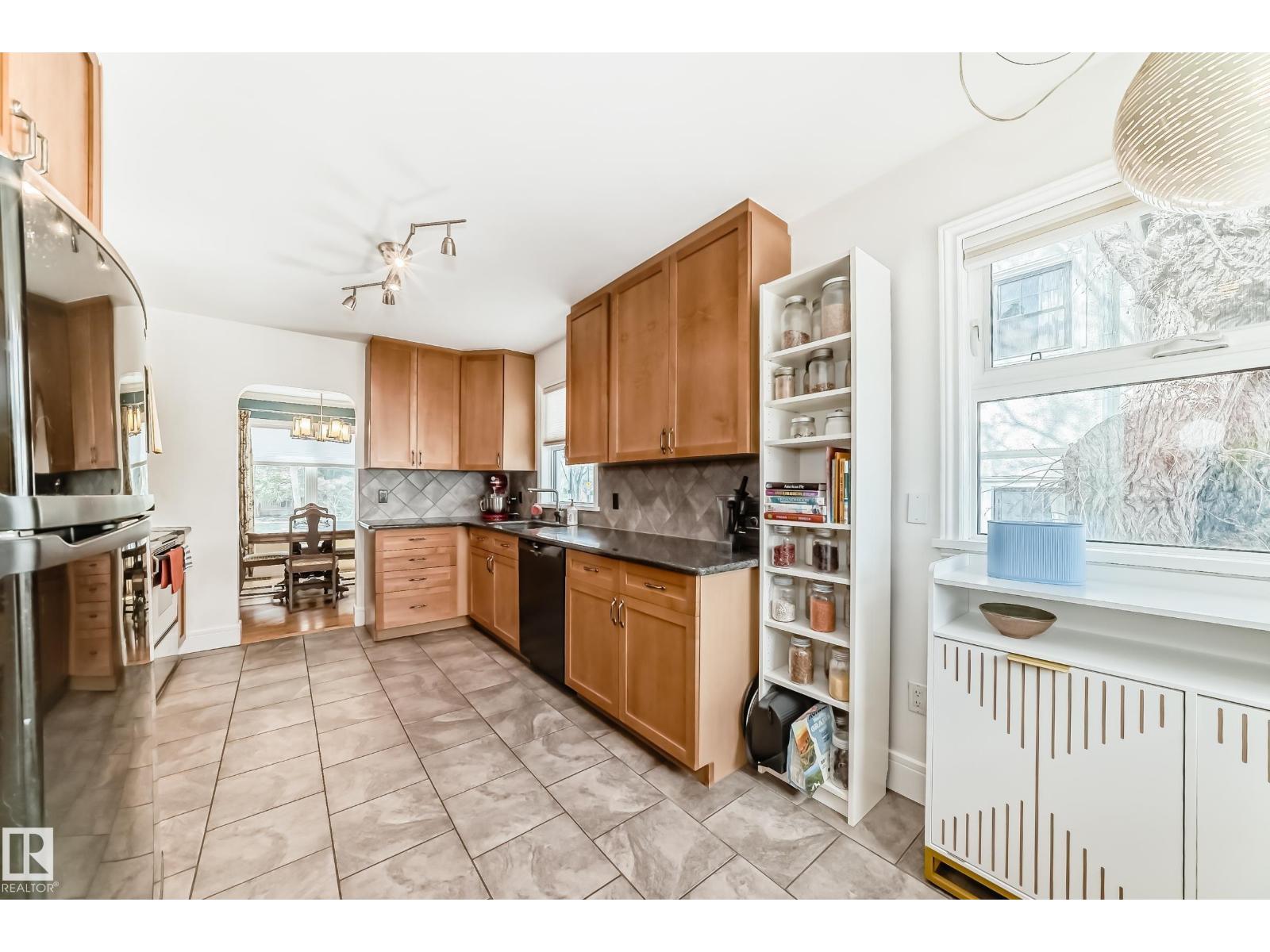 11243 127 St Nw, Edmonton, Alberta  T5M 0T7 - Photo 16 - E4487905