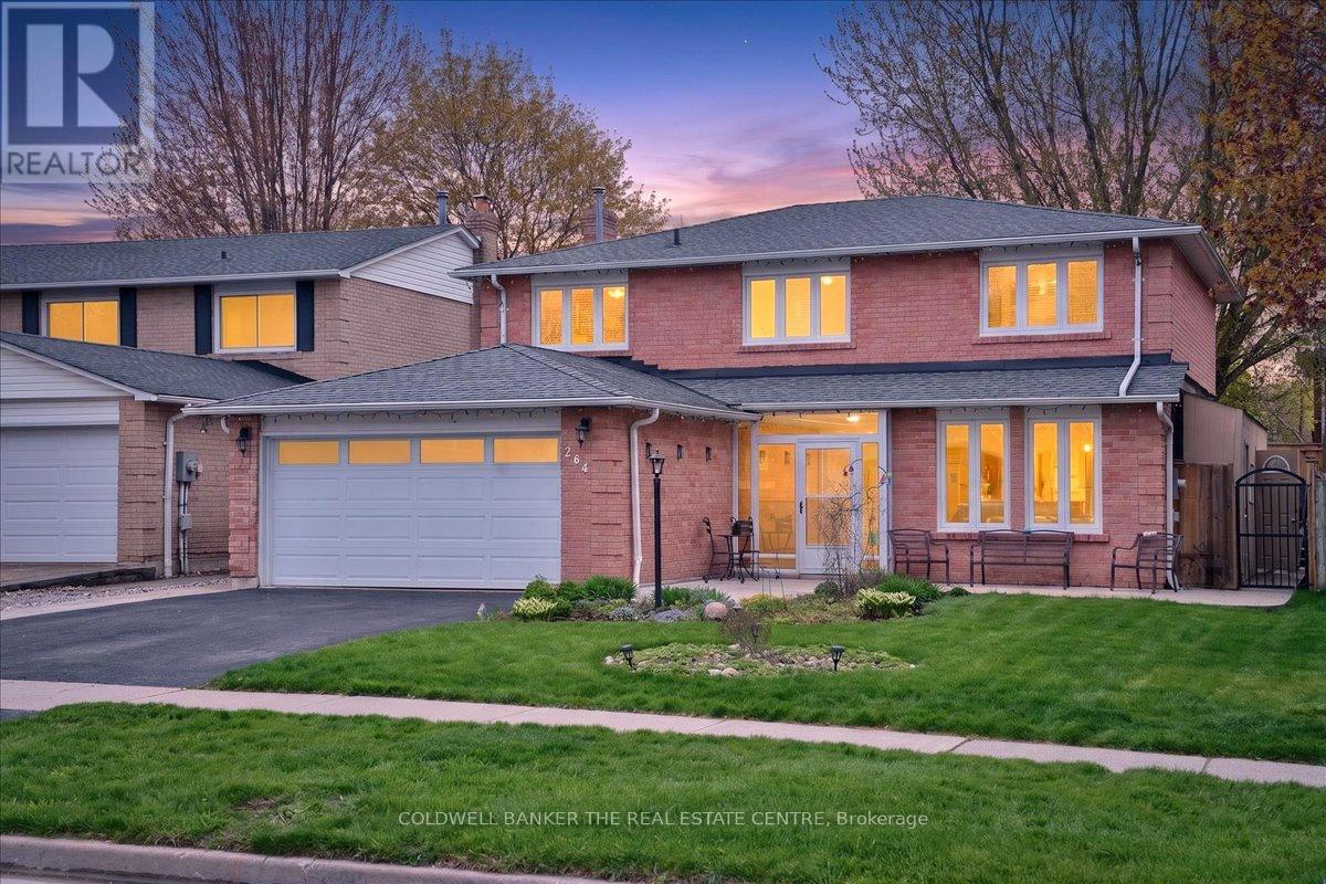 264 MANCHESTER DRIVE, Newmarket, Ontario