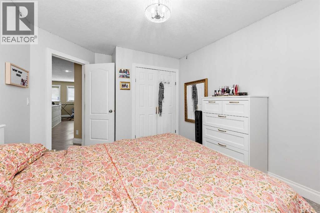 66 Royal Highland Road NW, Calgary, Alberta  T3G 4Y4 - Photo 28 - A2297396