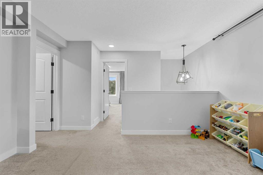 571 Livingston Way Ne, Calgary, Alberta  T3P 0V9 - Photo 21 - A2303524