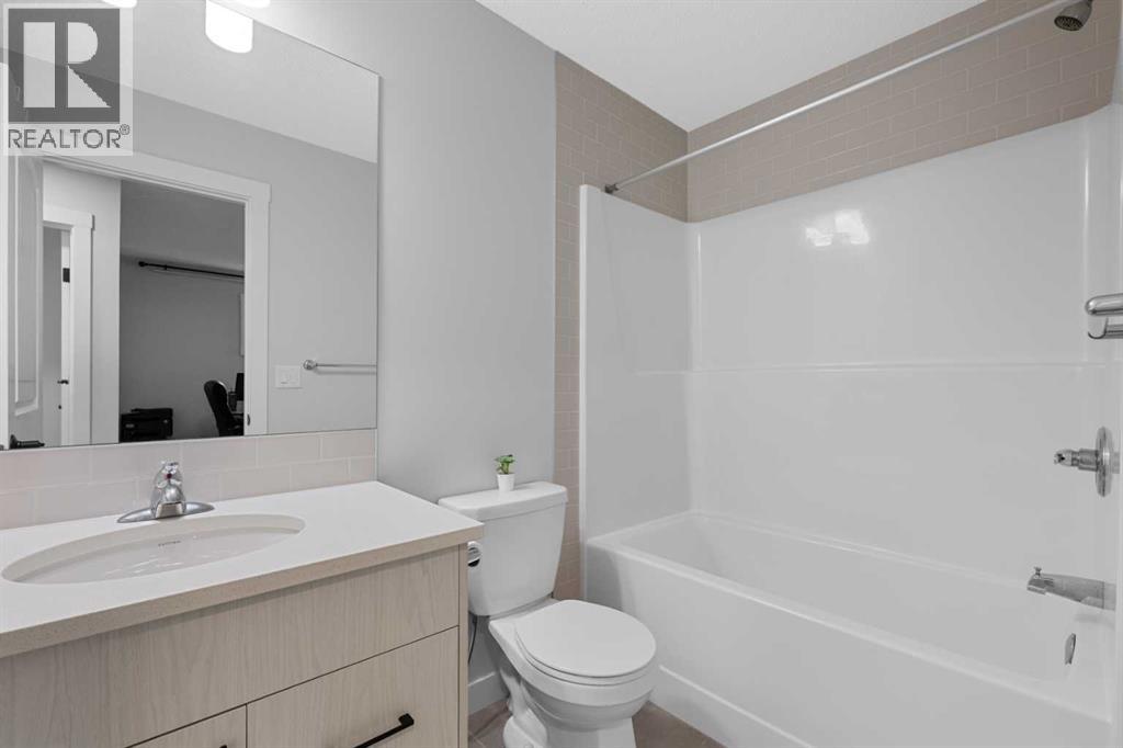 571 Livingston Way Ne, Calgary, Alberta  T3P 0V9 - Photo 27 - A2303524